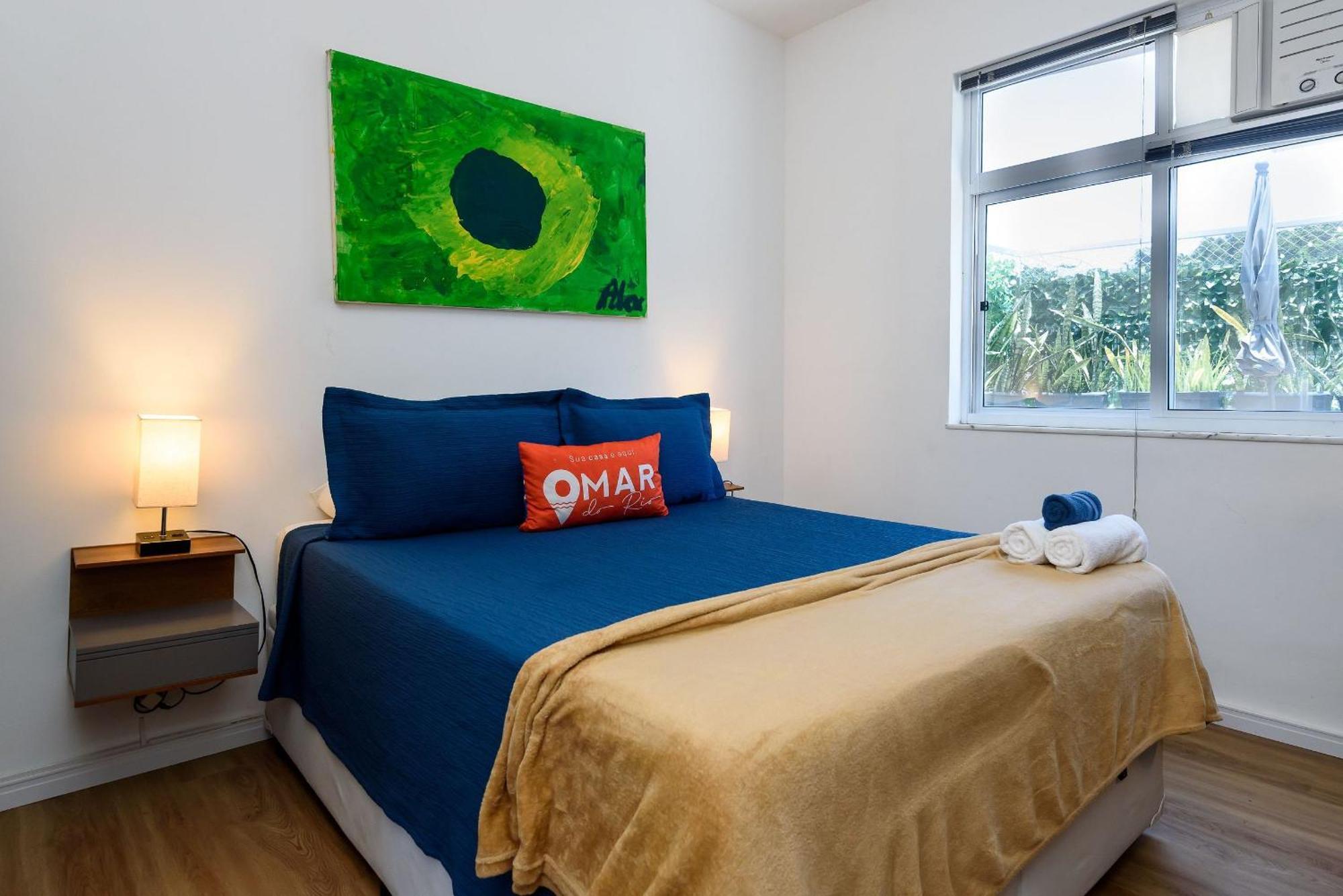Cobertura C/ Varanda A 300m Da | Lm 82/c01 Apartamento *