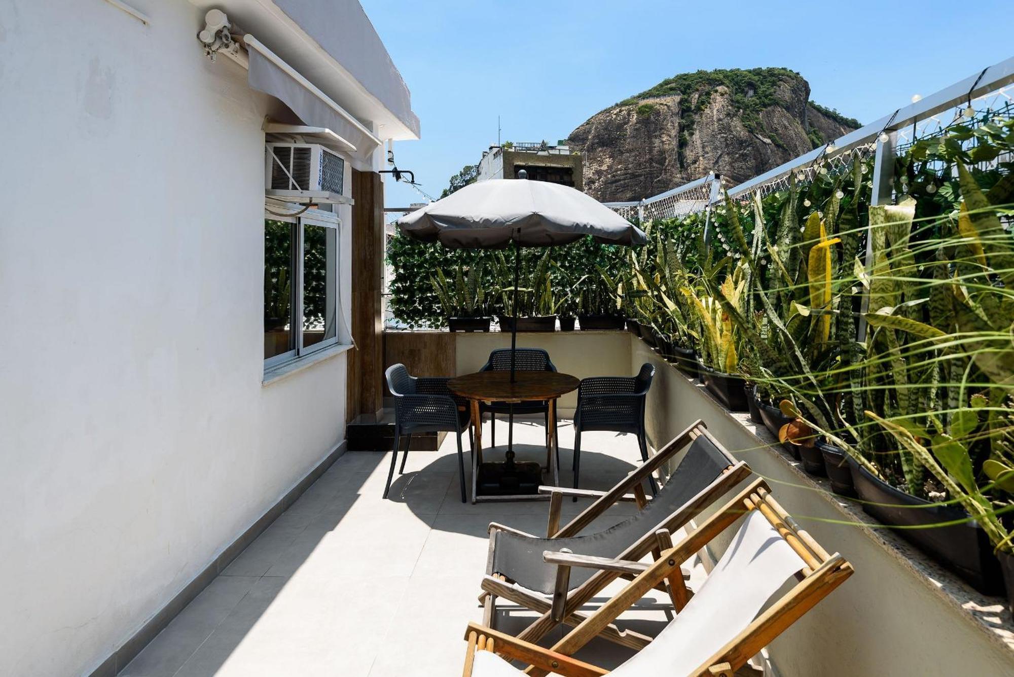 Cobertura C/ Varanda A 300m Da | Lm 82/c01 Apartamento